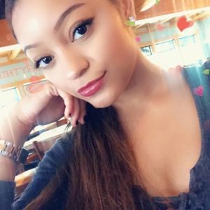 Meet your Posher, Anicia